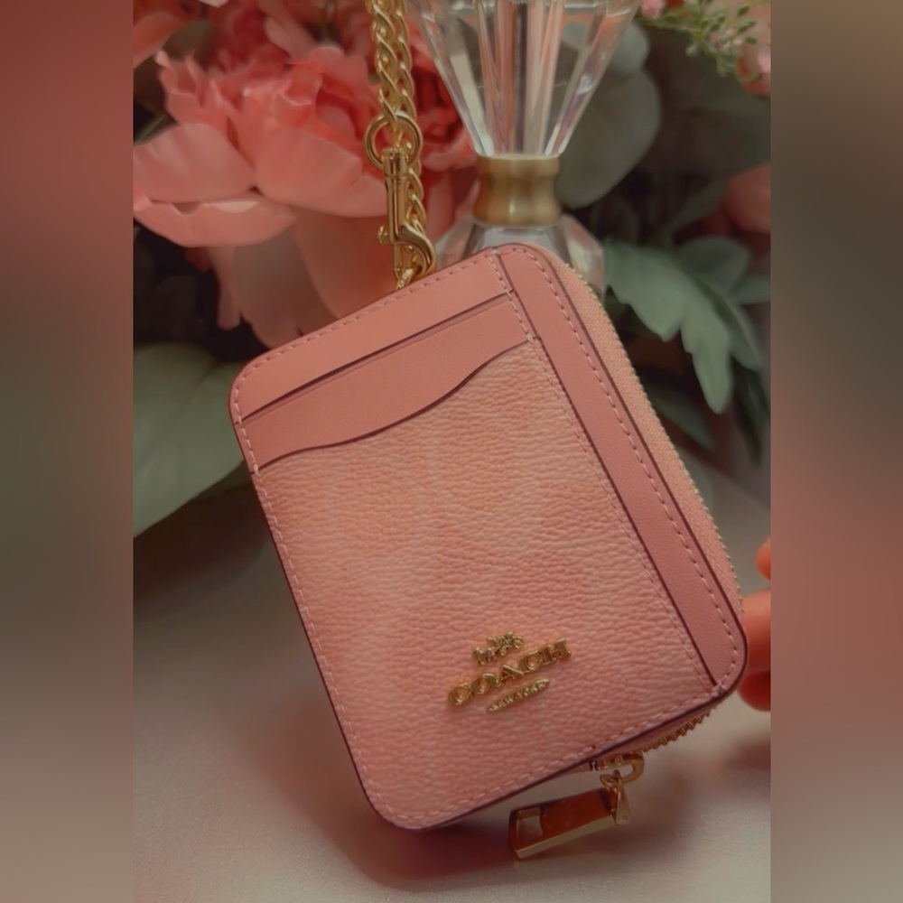 NWT Coach Powder Pink Card Case